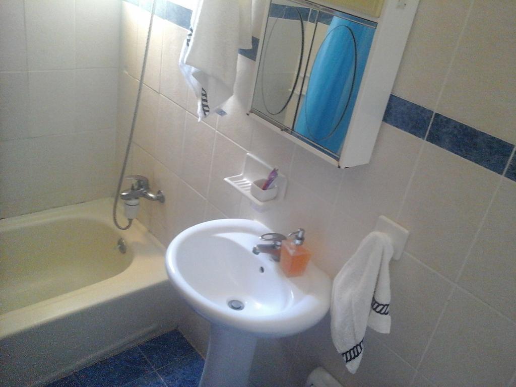 Nely Y Pietro Share Apartment Punta Cana Room photo